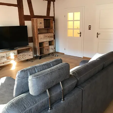 Gemuetliche Mit Terrasse * 블룸베르크