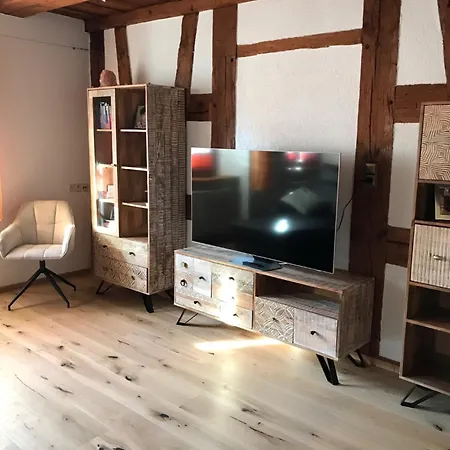 Gemuetliche Mit Terrasse 블룸베르크