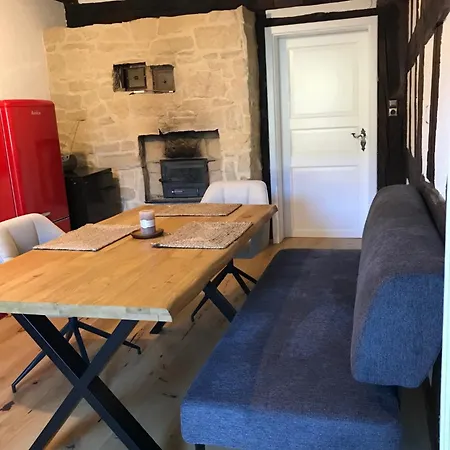 아파트 Gemuetliche Mit Terrasse 블룸베르크